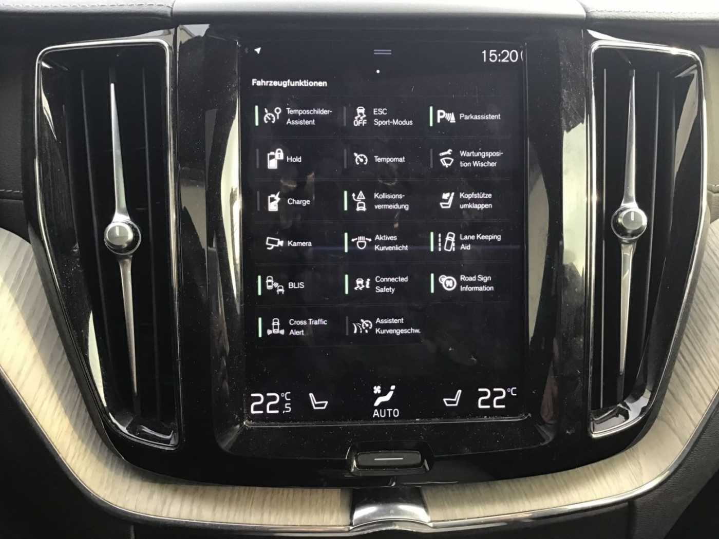 Volvo  T6 Inscription AWD Stdhzg. Cam Navi