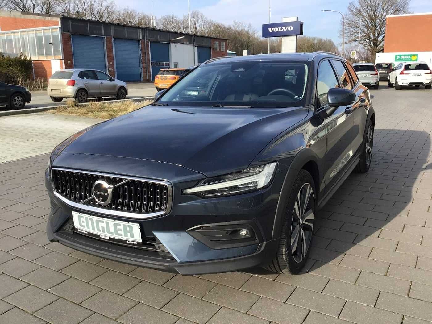 Volvo  Cross Country B5 (Benzin) Ultimate AWD