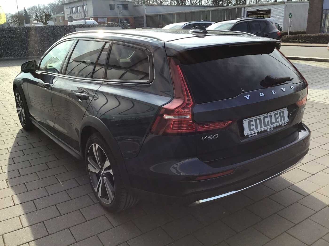 Volvo  Cross Country B5 (Benzin) Ultimate AWD