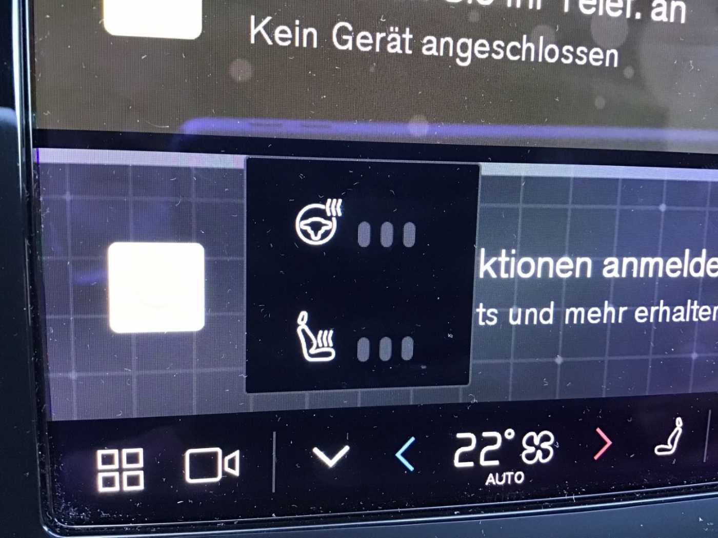 Volvo  T6 Plus Dark AWD Keyless Cam AHK