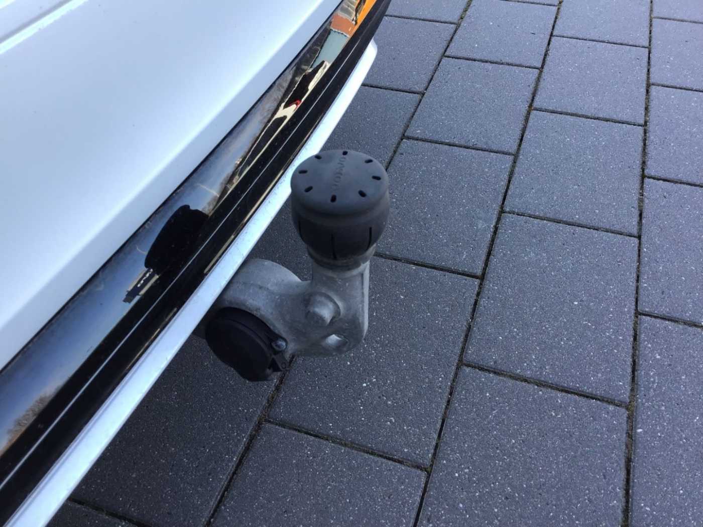 Volvo  T6 Plus Dark AWD Keyless Cam AHK