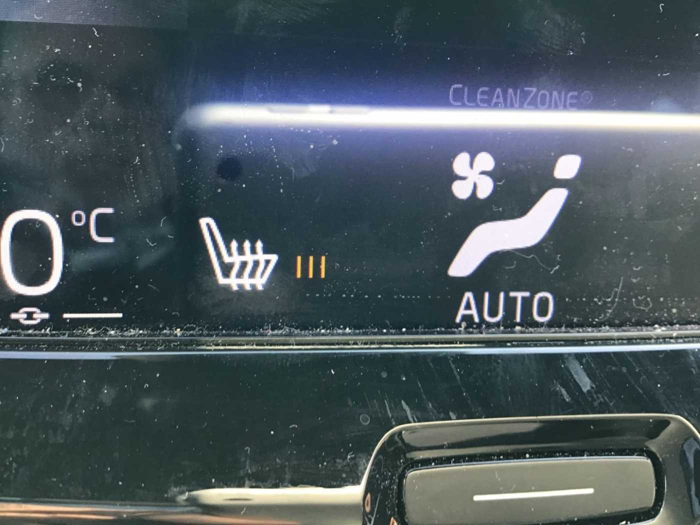 Volvo  T5 R-Design AWD Keyless AHK Navi 360°Cam