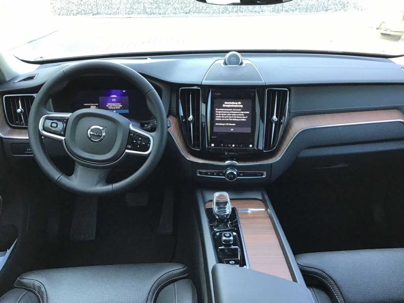 Volvo  B5 (Benzin) Ultimate Dark AWD Stdhzg. Cam