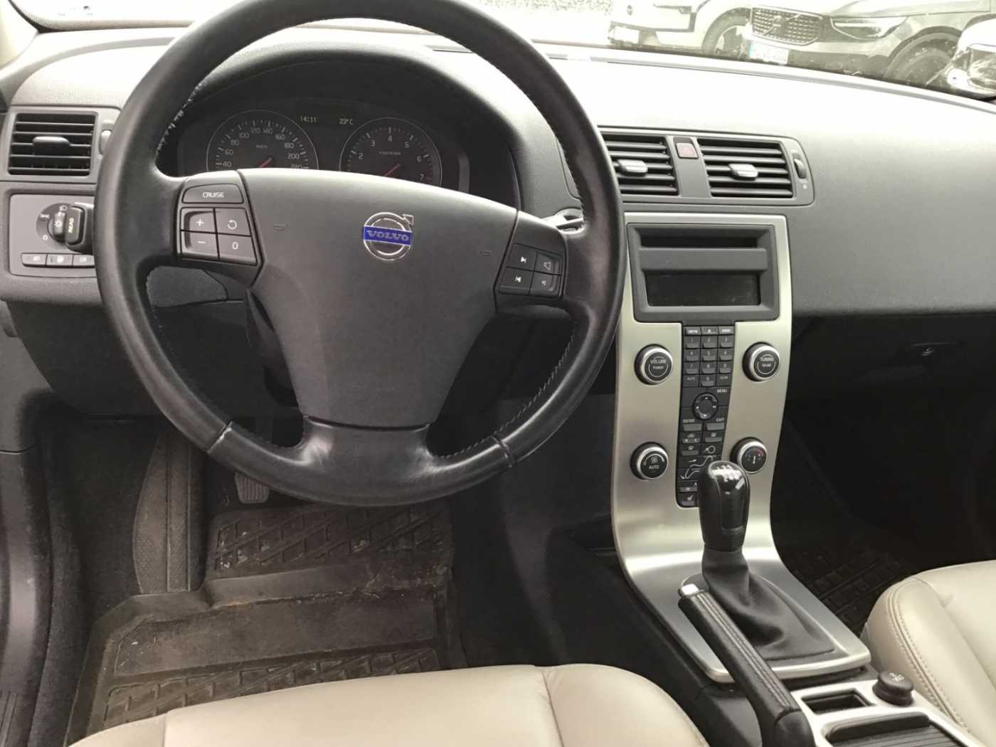 Volvo  1.6 Summum Klima PDC Leder
