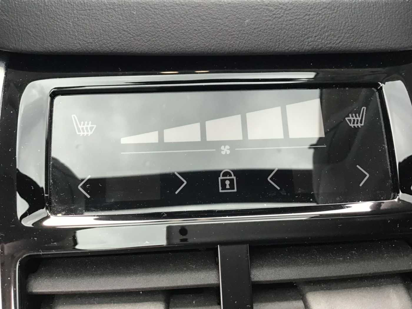 Volvo  T8 Ultimate Dark AWD 7-Sitzer Stdhzg. Cam