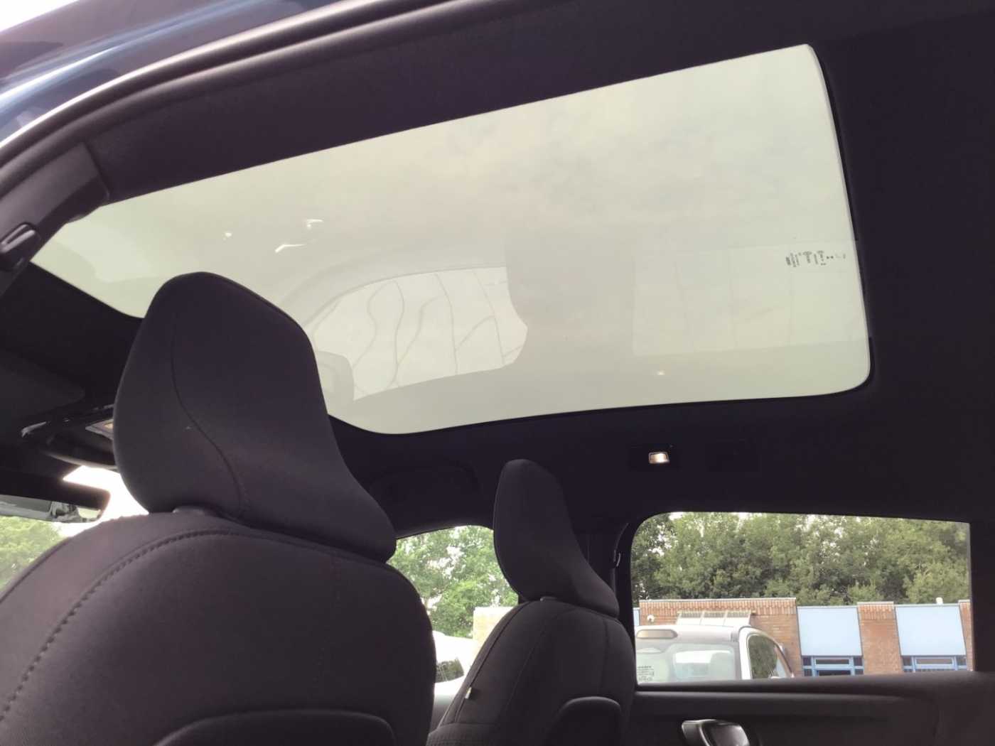 Volvo  Core Recharge Pure Electric Stdhzg. Cam