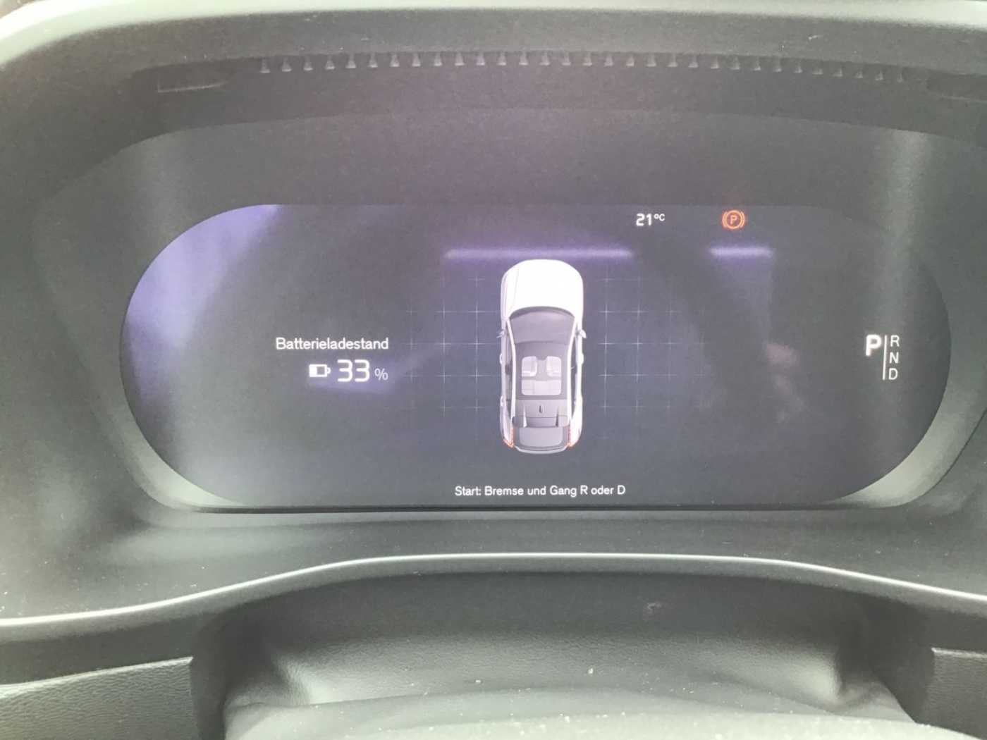Volvo  Core Recharge Pure Electric Stdhzg. Cam