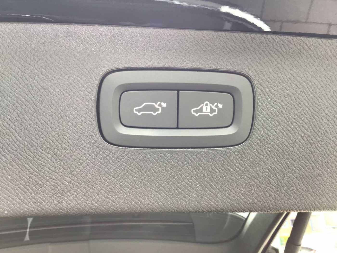 Volvo  T8 Plus Bright Recharge AWD 7-Sitzer