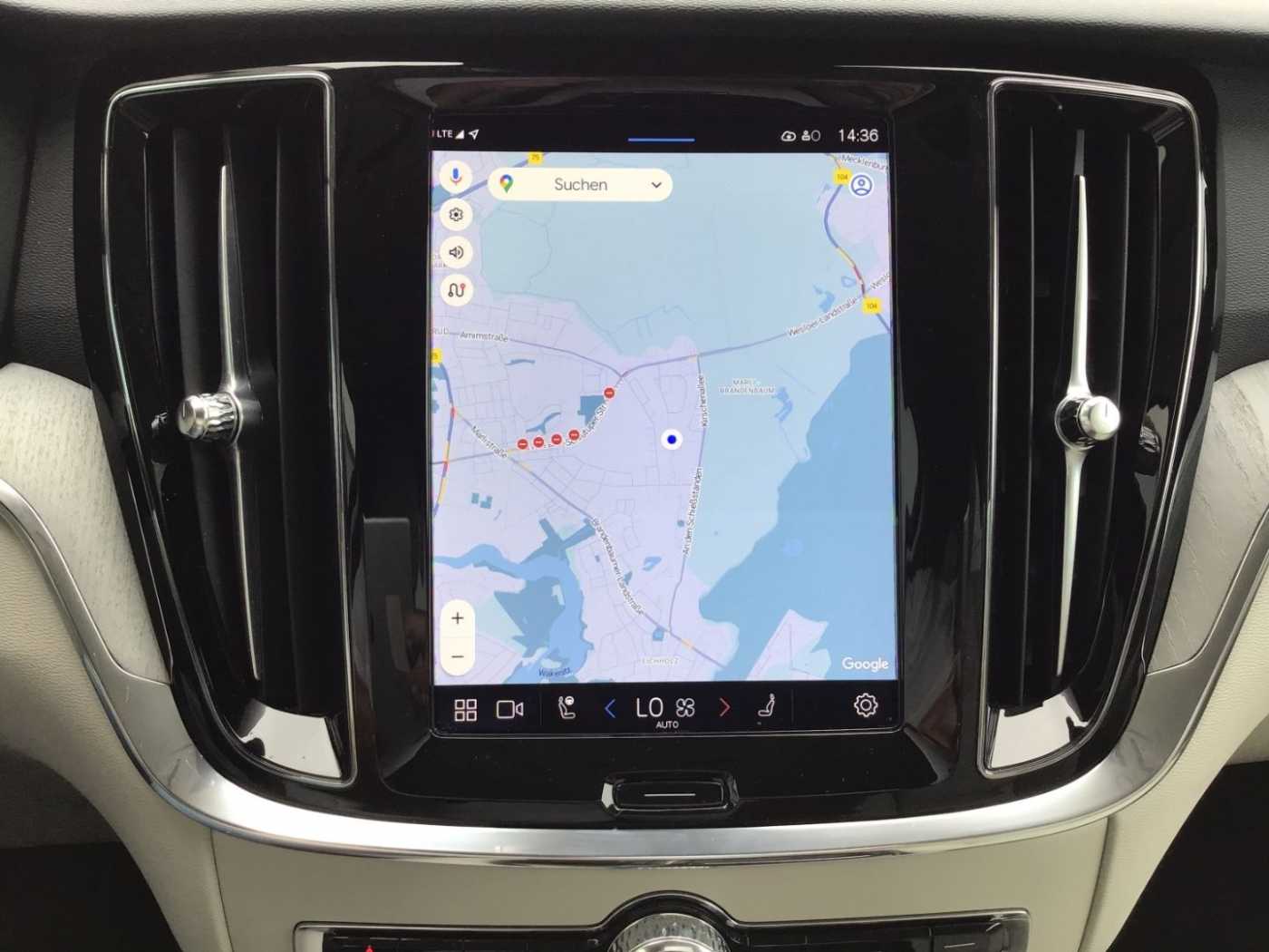 Volvo  T6 Plus Dark AWD Stdhzg. Licht-Paket