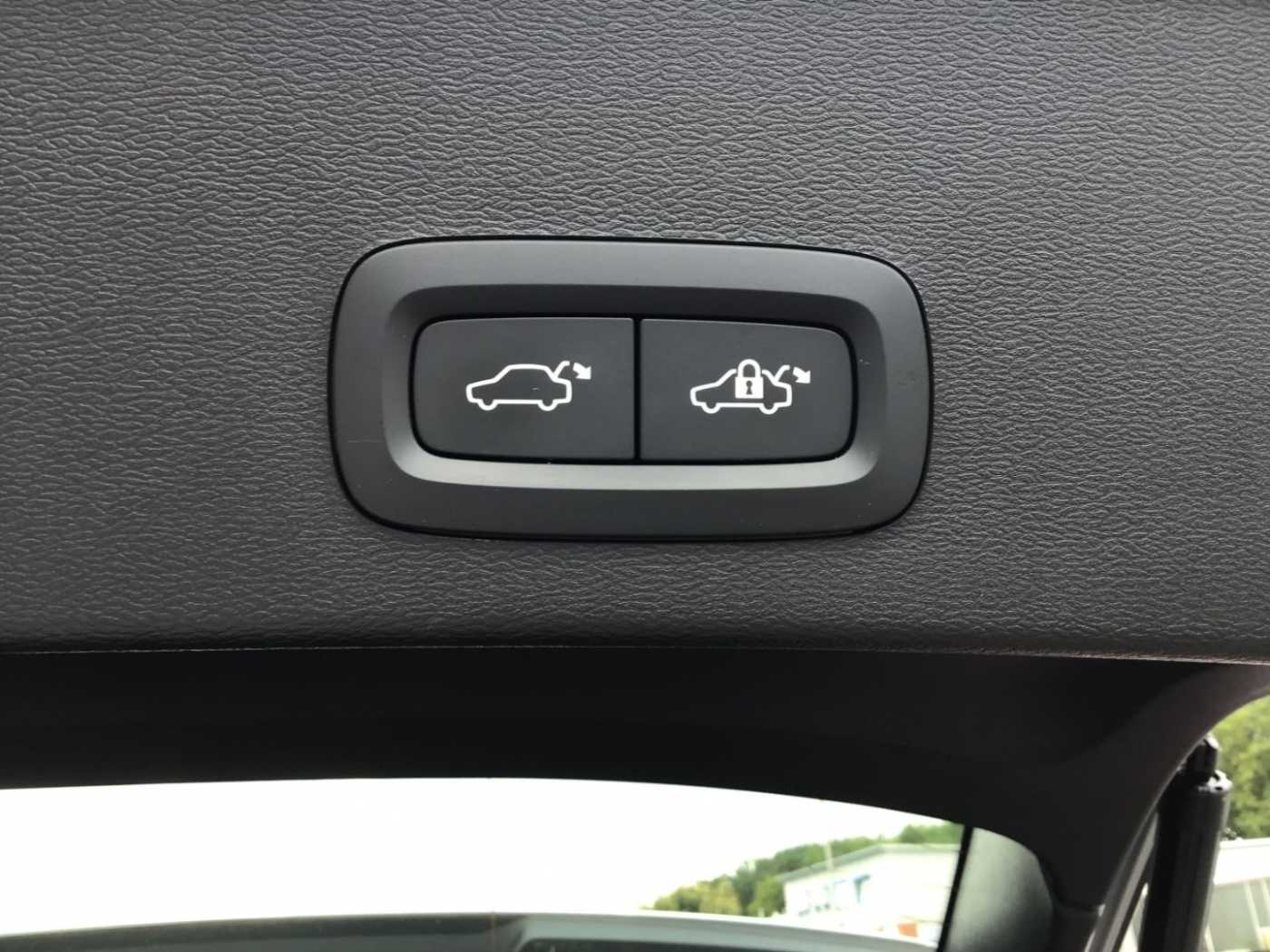 Volvo  B3 (Benzin) Core Cam Nebel Navi