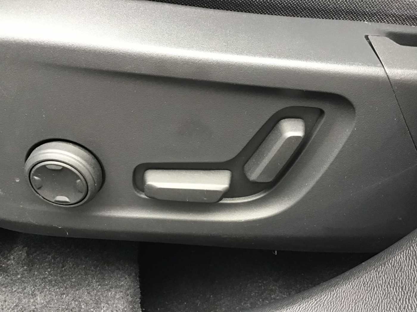Volvo  T4 Plus Bright Recharge Nebel Cam Navi