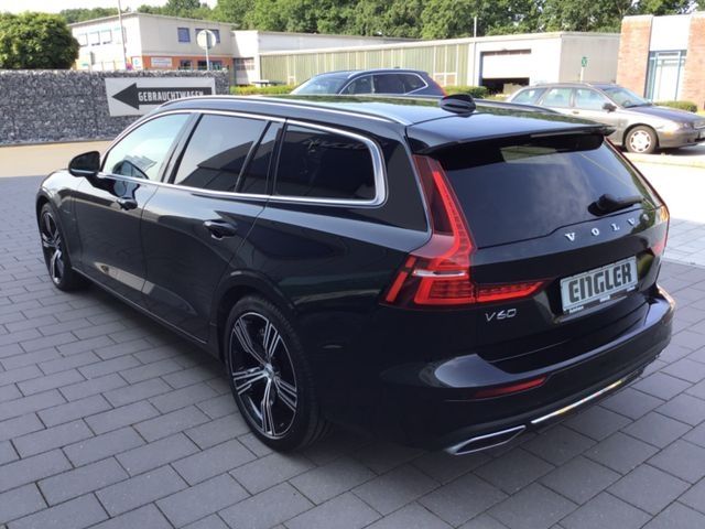 Volvo  T6 Plus Bright AWD Keyless Navi Cam