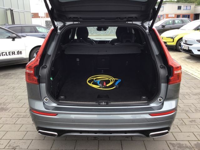 Volvo  T8 R-Design AWD Stdhzg. Cam Leder Navi