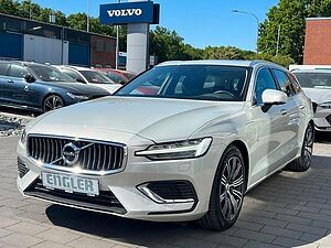 Volvo  T6 Inscription AWD Stdhzg. 360 Cam HUD