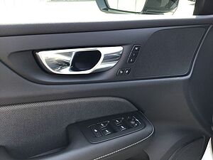 Volvo  T8 R-Design AWD Stdhzg. Blind Spot Leder