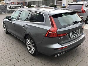 Volvo  D3 Momentum Stdhzg. Cam Navi Keyless