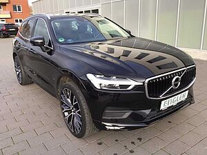 Volvo  D4 Momentum AWD Stdhzg. AHK