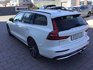 Volvo  T6 Plus Dark AWD Keyless Cam AHK