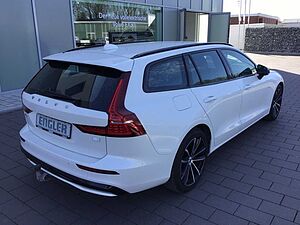 Volvo  T6 Plus Dark AWD Keyless Cam AHK