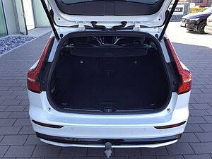 Volvo  T6 Plus Dark AWD Keyless Cam AHK