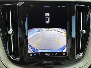Volvo  B4 (Diesel) Plus Dark Navi Nebel Cam Leder