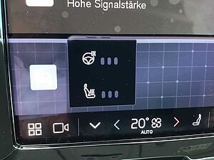 Volvo  B4 (Diesel) Plus Dark Navi Nebel Cam Leder