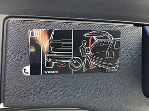 Volvo  T5 R-Design AWD Keyless AHK Navi 360°Cam