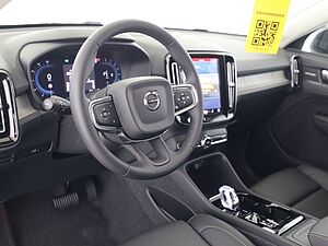 Volvo  B3 (Benzin) Plus Dark PanoDach Leder Cam