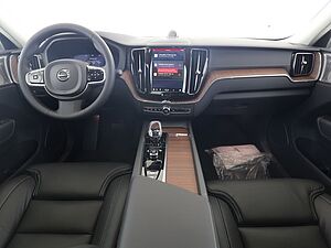 Volvo  B5 (Benzin) Ultimate Dark AWD Stdhzg. Cam