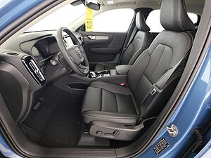 Volvo  B3 (Benzin) Plus Dark PanoDach Cam Leder