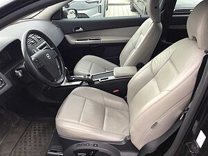 Volvo  1.6 Summum Klima PDC Leder