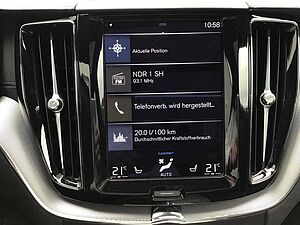 Volvo  B5 R-Design AWD PanoDach Stdhzg. 360° Cam