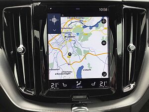 Volvo  B5 R-Design AWD PanoDach Stdhzg. 360° Cam