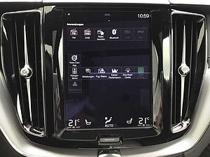 Volvo  B5 R-Design AWD PanoDach Stdhzg. 360° Cam