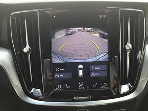 Volvo  T6 Momentum Pro AWD Cam Navi Leder