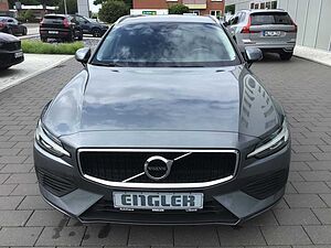 Volvo  T6 Momentum Pro AWD Cam Navi Leder