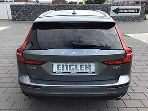 Volvo  T6 Momentum Pro AWD Cam Navi Leder