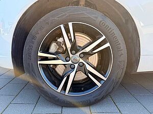 Volvo  B4 (Benzin) R-Design Stdhzg. Cam AHK