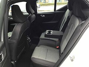 Volvo  T4 Plus Bright Recharge Nebel Cam Navi