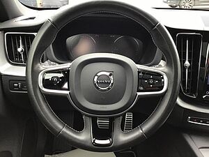 Volvo  T8 R-Design AWD Stdhzg. Cam Leder Navi