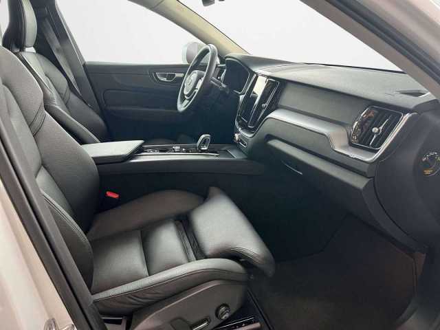 Volvo  B5 D AWD Momentum Pro Geartronic