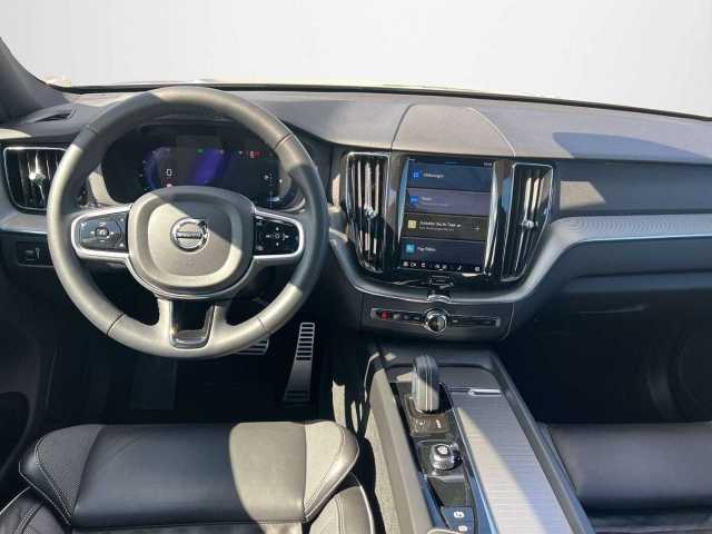 Volvo  B4 D Mild-Hybrid R Design Autom. /DAB+