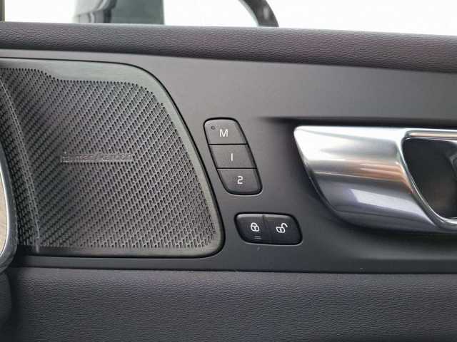 Volvo  B4 Inscription Autom. /ACC/Keyless/360°RFK