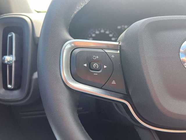 Volvo  T3 Geartronic Momentum Core