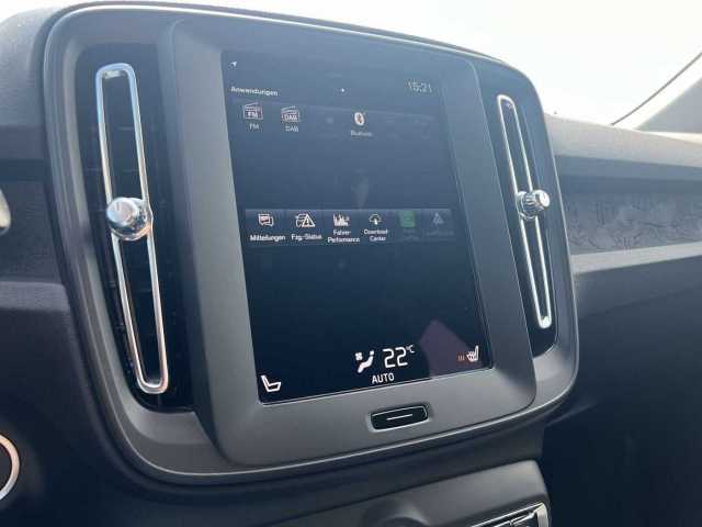 Volvo  T3 Geartronic Momentum Core