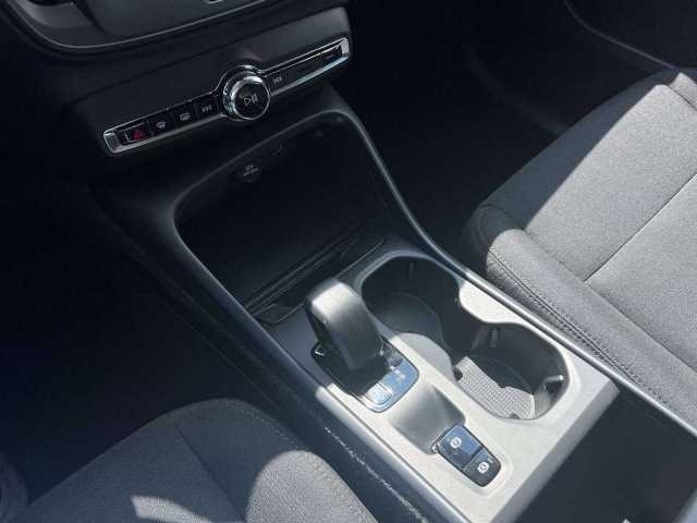 Volvo  T3 Geartronic Momentum Core