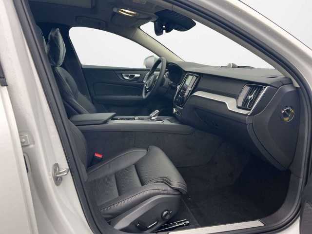 Volvo  B4 D AWD Ultimate +Standhzg