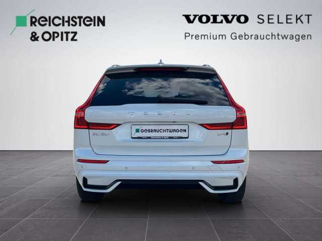 Volvo  B4 D AWD Plus Dark Autom. /Keyless/iACC