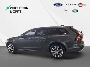 Volvo  Plus B4 D AWD Aut. +activeLED