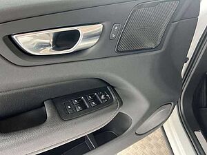 Volvo  B5 D AWD Momentum Pro Geartronic